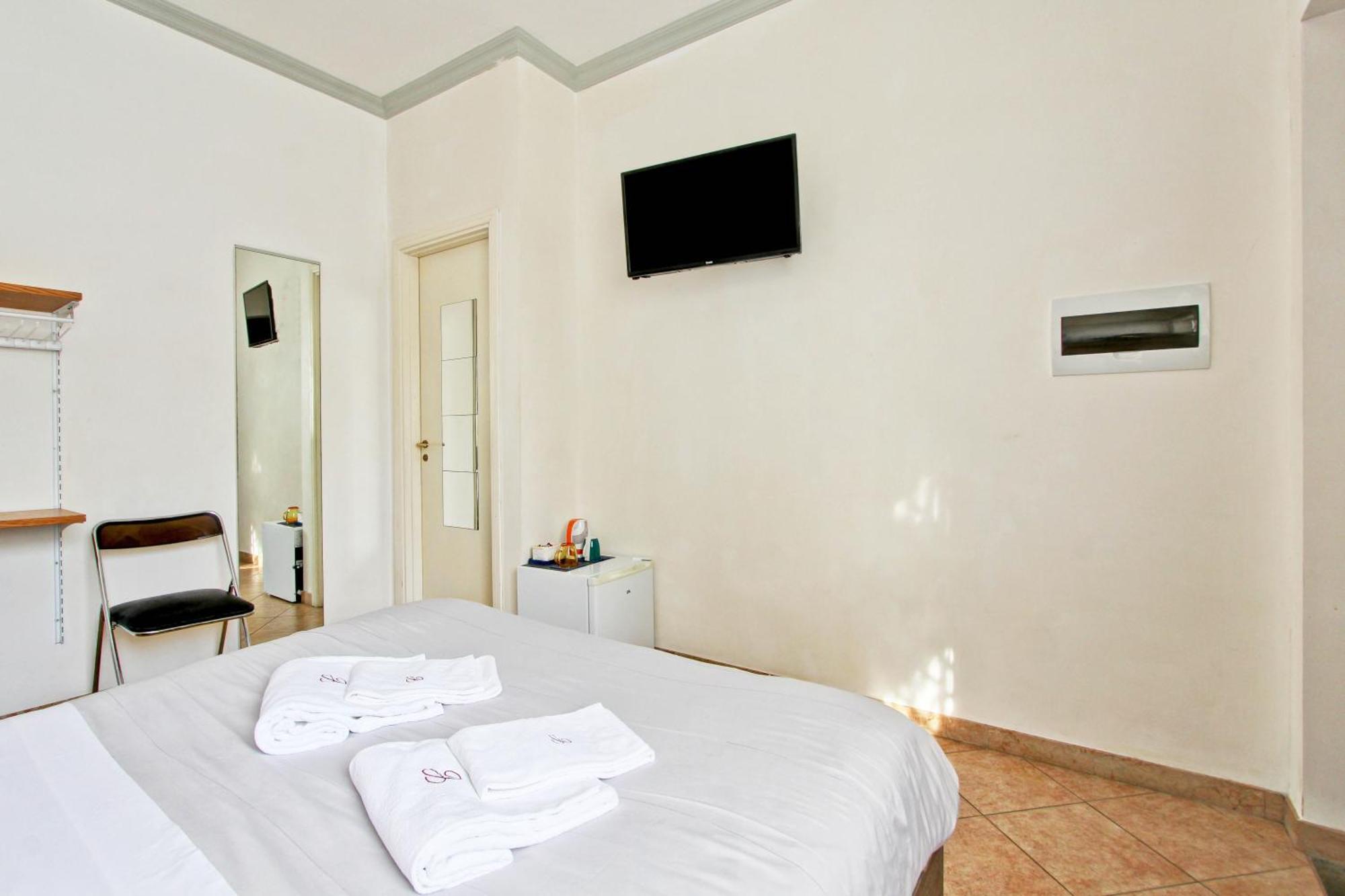 Affittacamere Borgo Dei Centurione *